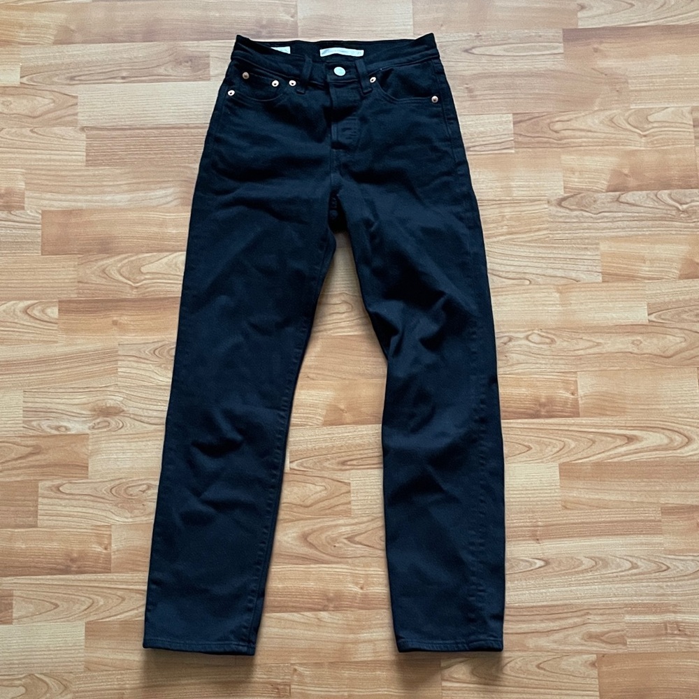 Levi's Black Denim Wedgie Straight Jeans NWOT